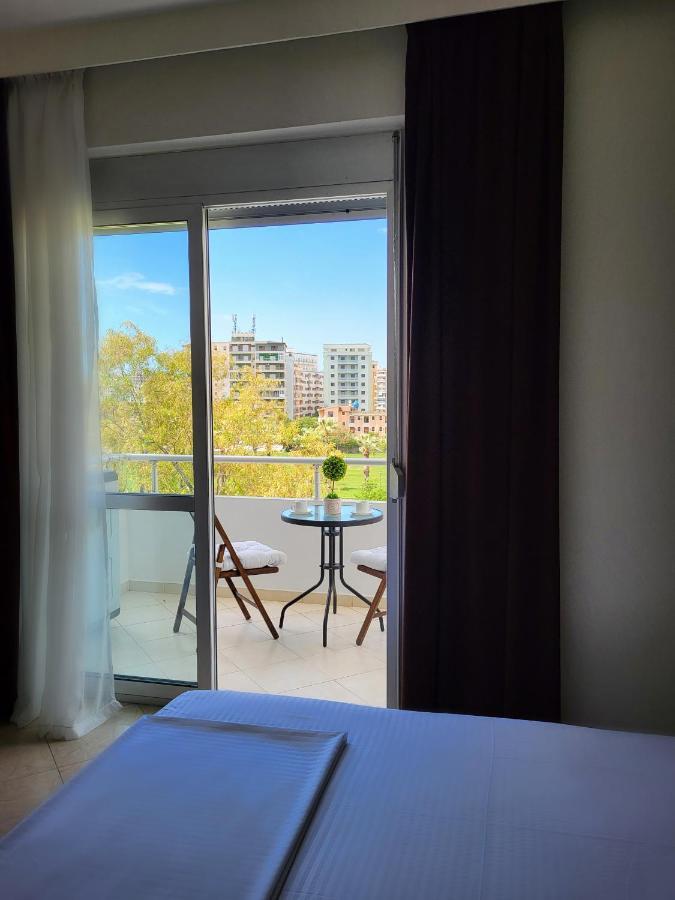 Sealavita, Modern 2 Bedroom Apartment Sea & Sunset View فلورا المظهر الخارجي الصورة